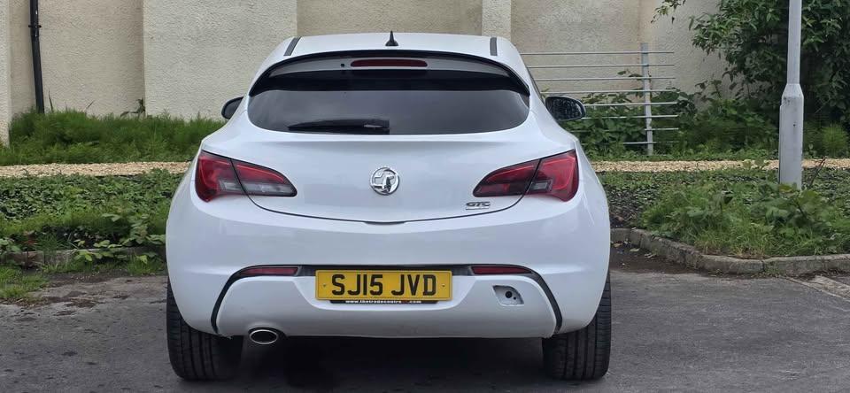 2015 VAUXHALL ASTRA Hatchback for sale at Auto Nation — photo 6