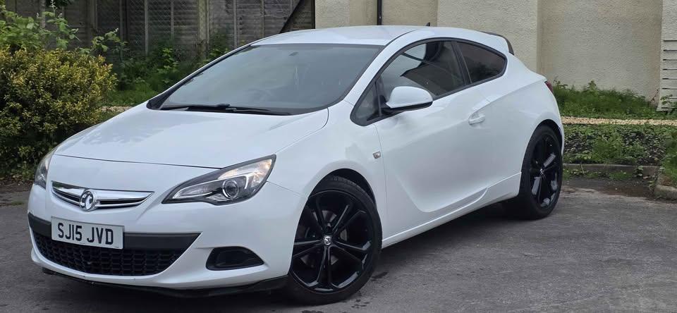 2015 VAUXHALL ASTRA Hatchback for sale at Auto Nation — photo 9