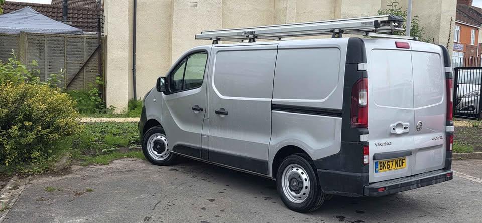 2017 VAUXHALL VIVARO Van for sale at Auto Nation — photo 5