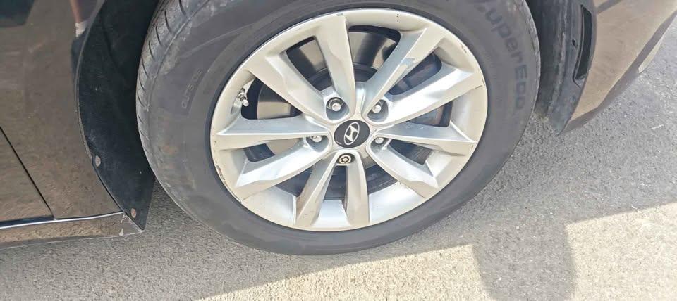 2014 HYUNDAI I40 Hatchback for sale at Auto Nation — photo 3