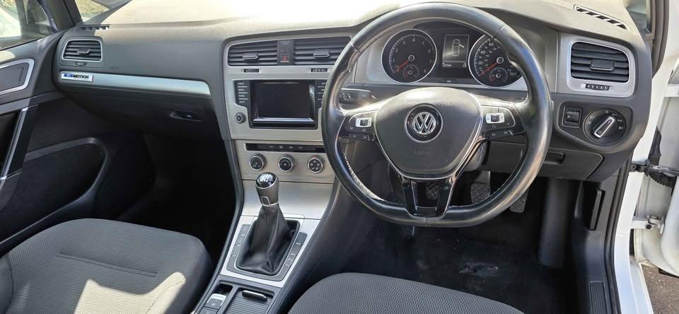 2015 VOLKSWAGEN GOLF Hatchback for sale at Auto Nation — photo 5