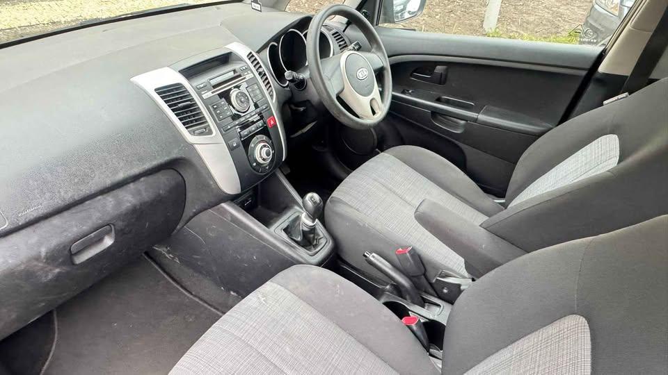 2010 KIA VENGA Hatchback for sale at Auto Nation — photo 4