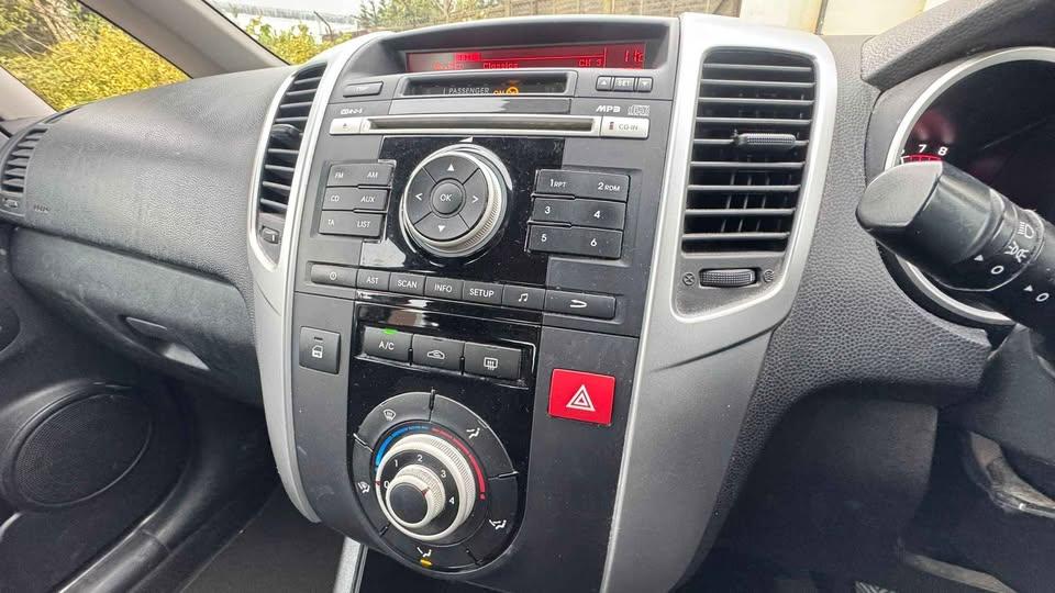 2010 KIA VENGA Hatchback for sale at Auto Nation — photo 6