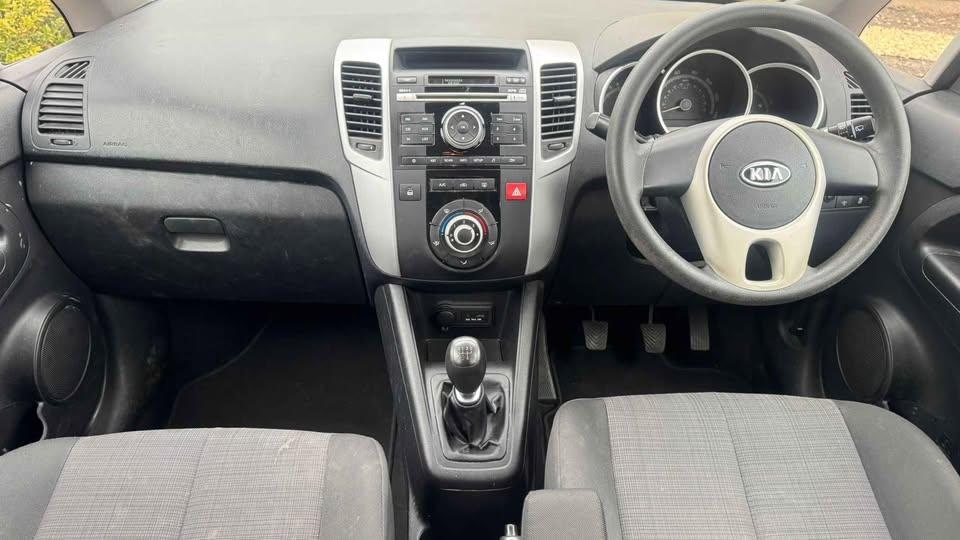 2010 KIA VENGA Hatchback for sale at Auto Nation — photo 8