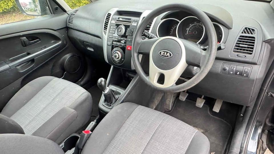 2010 KIA VENGA Hatchback for sale at Auto Nation — photo 10